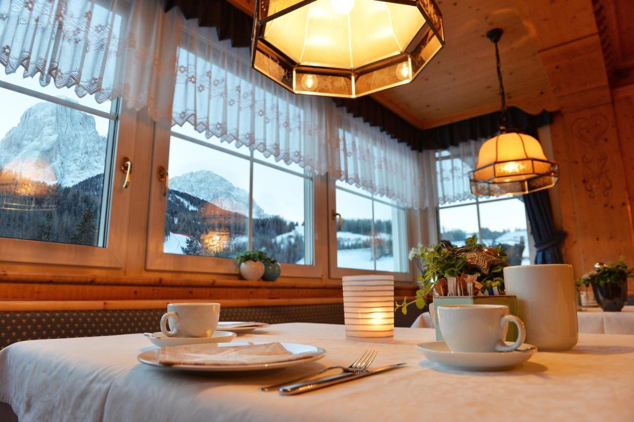 Garni Hotel Max Santa Cristina Val Gardena Buitenkant foto